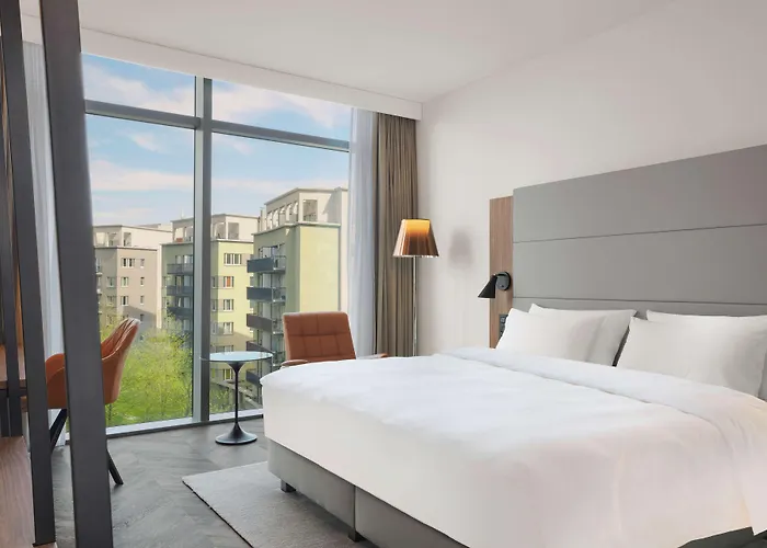 Otel Radisson Blu Frankfurt 4*